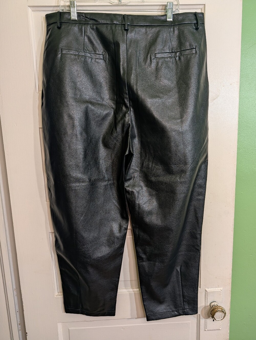 NWT SETA Apparel XXL Black Faux Leather Baggy Cropped Pants - Picture 5 of 9